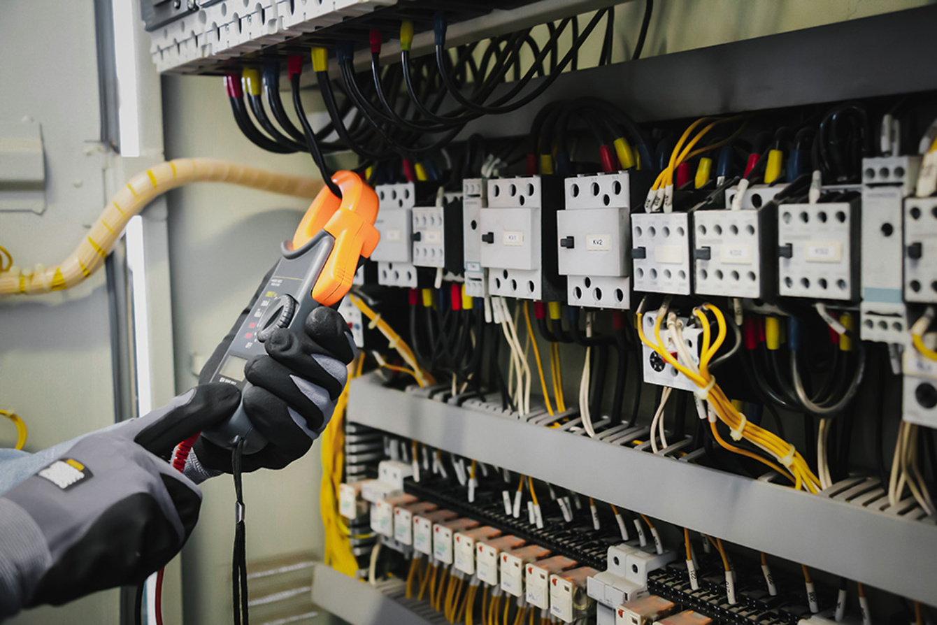 DGUV Vorschrift 3-Check bei Elektro Bischof OHG in Hörselberg-Hainich