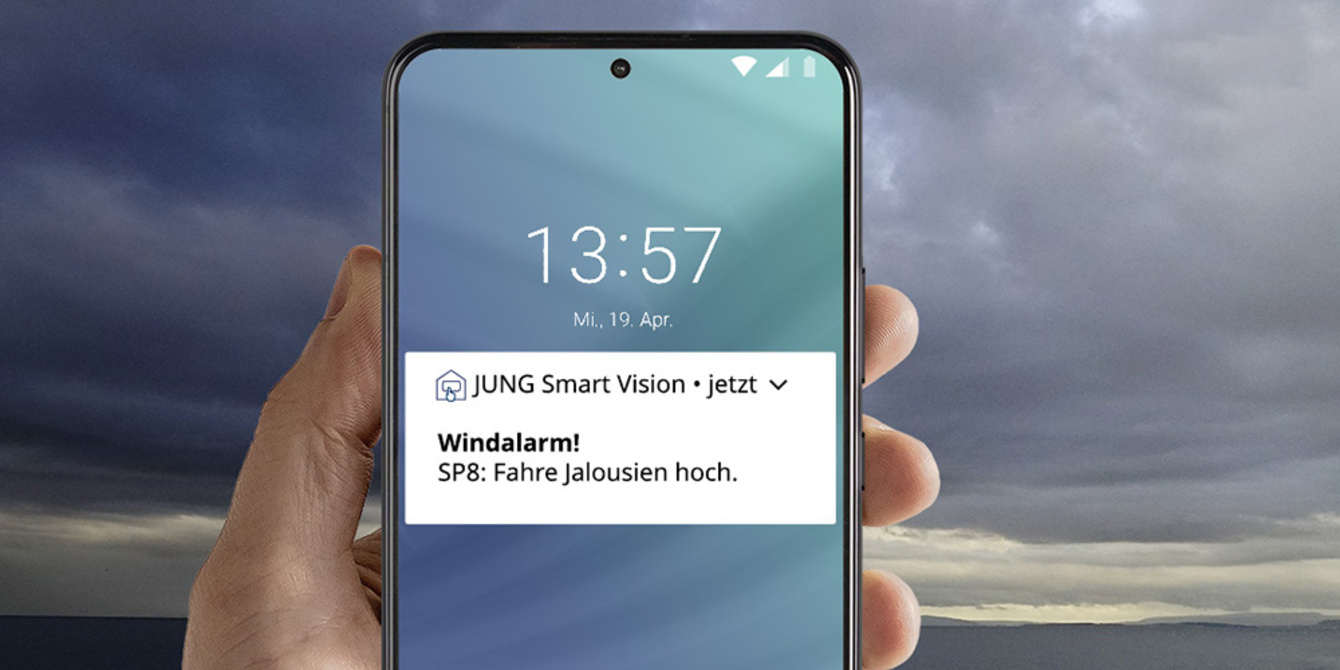 JUNG Smart Panel 8 bei Elektro Bischof OHG in Hörselberg-Hainich