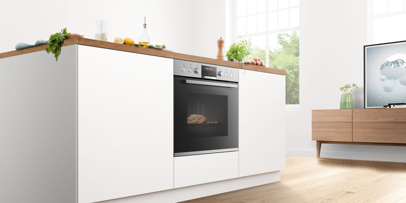 Backöfen und Herdsets bei Elektro Bischof OHG in Hörselberg-Hainich